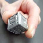 Prototipo cubo in metallo realizzato con la stampante 3D Systems ProX 100